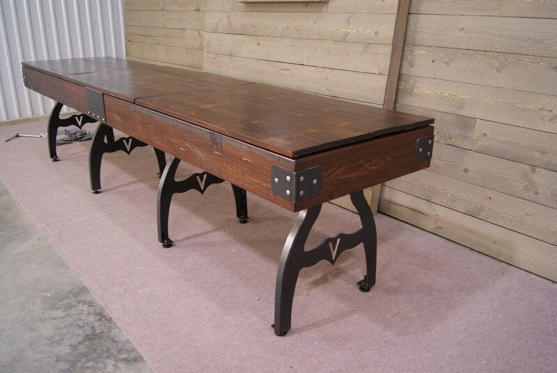 Venture Williamsburg 22' Shuffleboard Table