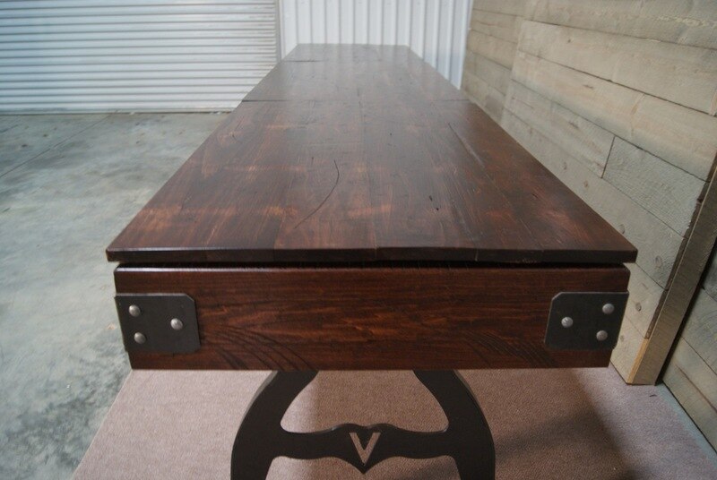 Venture Williamsburg 20' Shuffleboard Table